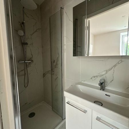 Location Appartement 1 pièce 14m² - Photo 3