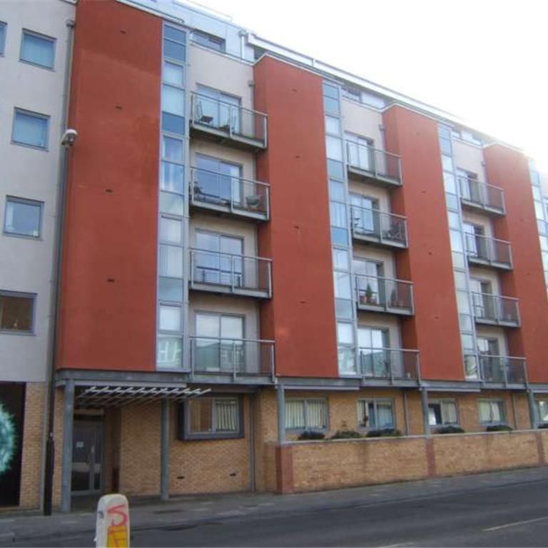 1 bedroom apartment to rent - Photo 1