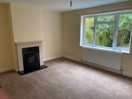 3 Bed House To Let in Centre of Holt - Photo 4