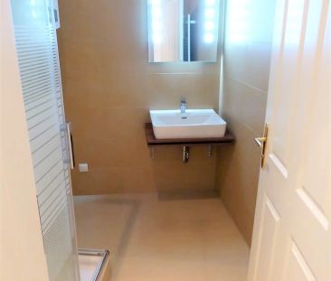 Provisionsfrei: Schöner 45m² Altbau mit Einbauküche in Ruhelage - 1... - Photo 4