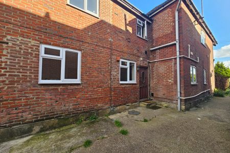 Winchester Road - Photo 3