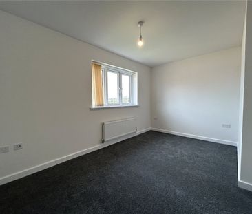 Goldsborough Avenue, Bridgwater, Somerset, TA6 - Photo 6