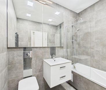 16 Elmfield Road, Bromley, BR1, London - Photo 1