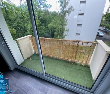 Location Appartement 3 pièces 75m² NIORT 79000 - Photo 6