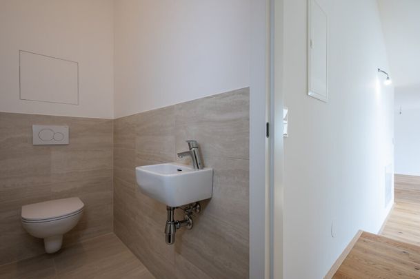 ++NEU++ 4-Zimmer-Dachgeschoss-Erstbezug mit 130 m², 32 m² Dachterrasse und Fußbodenheizung - Photo 1