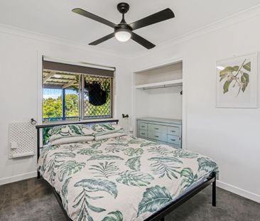 4 Bedroom Home with Amazing Views + Pool - Photo 2