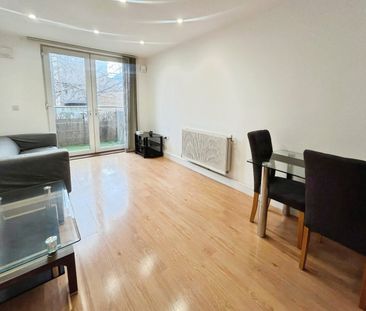 1 bedroom Flat To Let - Photo 1