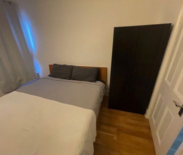 Room in a Shared Flat, Stephendale Road, SW6 - Photo 2