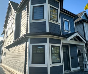 Executive Living: 4 Bedroom + Office Home W/ High End Finishes. Dou... - Photo 3