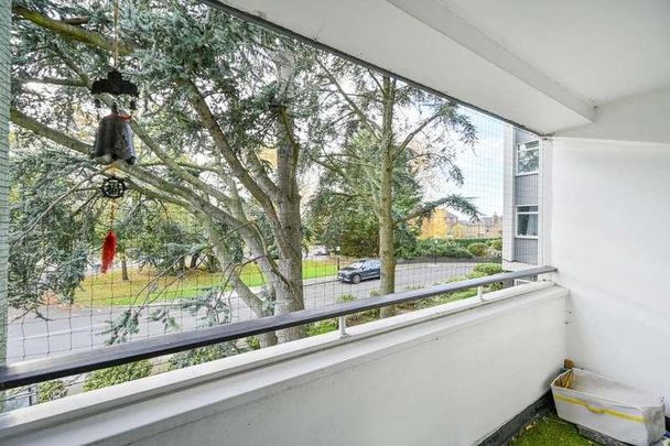 The Cedars, Ealing, W13 - Photo 1