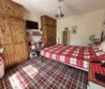 4 bedroom detached house to rent - Photo 5