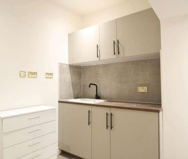 Fenham Road, London, SE15 - Photo 5