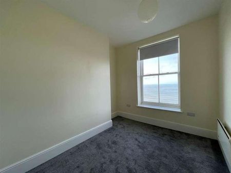 Blenheim Terrace, Scarborough, YO12 - Photo 5