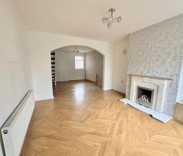 Derbyshire Hill Road, St Helens WA9 2LS - Photo 1