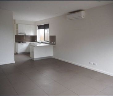 2B Rudyard Street, Bentleigh East - Photo 3