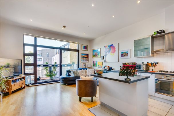 Kimberley Court, London, NW6, London - Photo 1