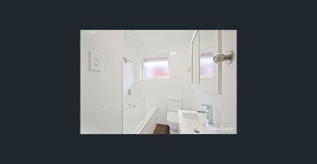 Stylish Two-Bedroom Apartment Available for Lease! - Photo 4