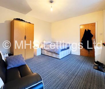 1 Wrangthorn Place, Leeds, LS6 1HB - Photo 3