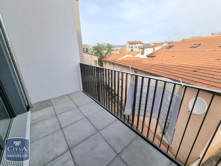 Location Appartement 2 pièces 44m² CLERMONT FERRAND 63000 - Photo 2