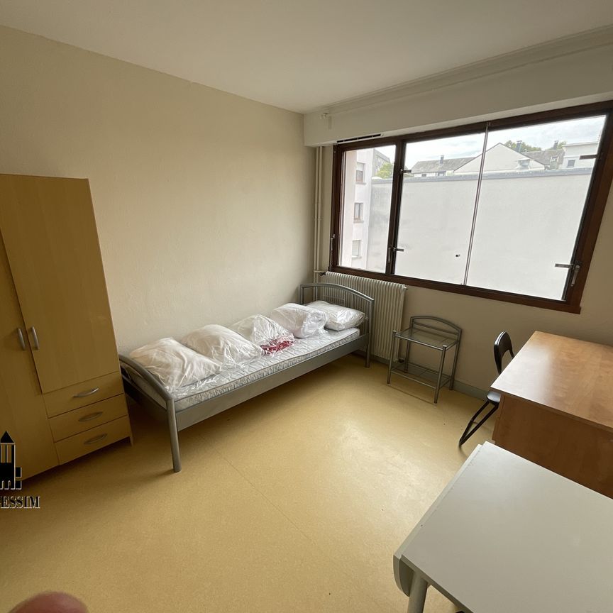 Location Appartement 1 pièce 15m² BOURGES 18000 - Photo 1