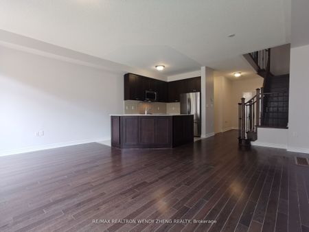 For Lease - 43 Benhurst Crescent, Brampton, Ontario - Photo 2