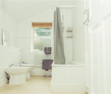 4 bedroom terraced house to rent - Photo 2