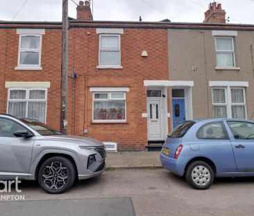 2 bedroom terraced house to rent - Photo 2