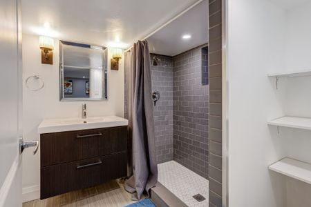 For Lease - 7 Edmund Avenue Unit# Lower, Toronto, Ontario - Photo 4