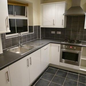 Gilson Place, Coppetts Road, Muswell Hill - Photo 2