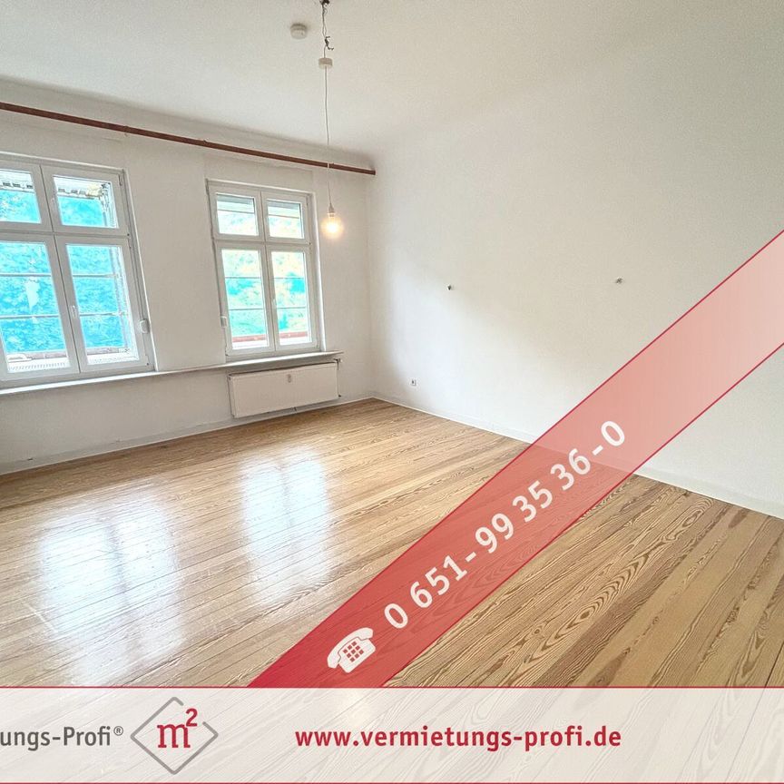 Trier: Stilvolle 100 m² Altbauwohnung mit hohen Decken und Holzdielen in zentraler Lage - Photo 1