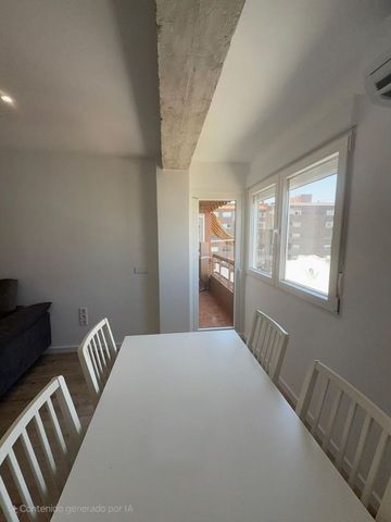 4 room luxury Flat for rent in Valencia - Photo 4