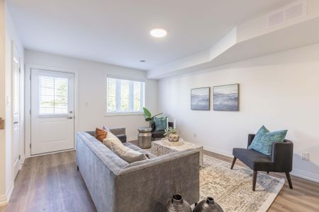 For Lease - 35 Southworth Street Unit# 34, Welland, Ontario - Photo 3