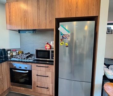 Modern 2-Bedroom Townhouse for Rent – Exceptional - Photo 3