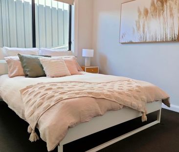 Welcome home to coastal living! - Photo 3