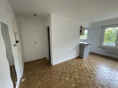 Studio au 6ème étage - Photo 3