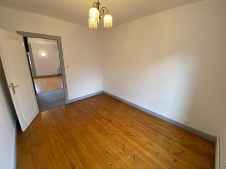 Location Appartement 2 pièces 64m² THONON LES BAINS 74200 - Photo 2