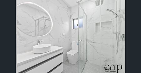 Refined, Modern & Exceptional Living ! - Photo 3