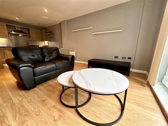 2 bedroom apartment to rent - Photo 1