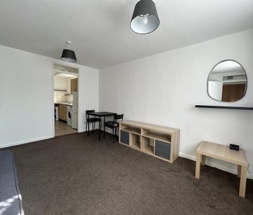 2 bedroom house to rent - Photo 1