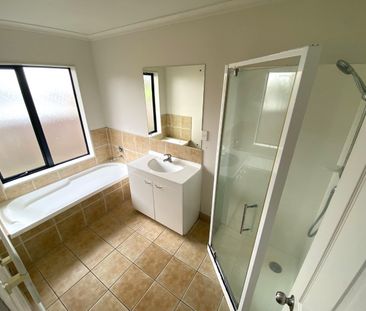 FLATBUSH, 4 BEDROOMS - Photo 1