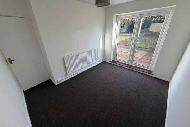 Kingsland Close - Photo 1