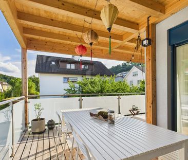 LICHTDURCHFLUTET MIT GROSSEM BALKON - Photo 2