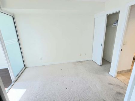 For Lease - 8 York Street Unit# 1409, Toronto, Ontario - Photo 3