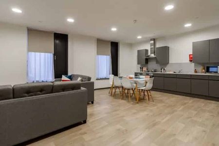 Classic En Suite 7 Share - Photo 2