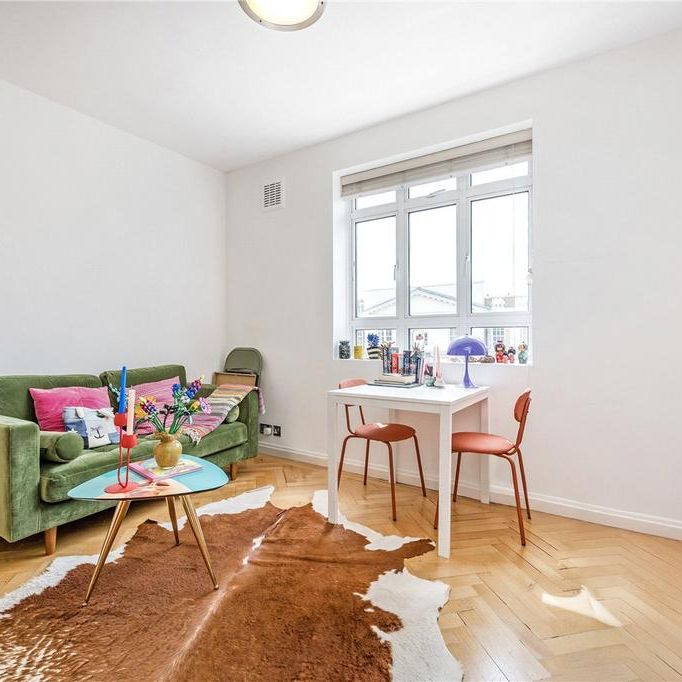 Studio to rent - Photo 1