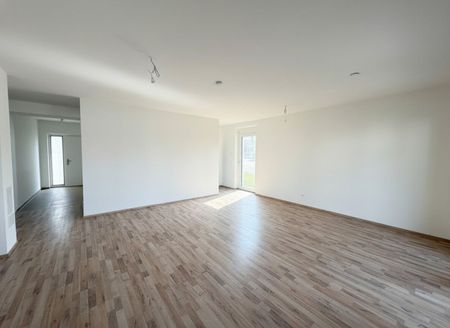 Moderne 2-Zi -Wohnung mit Garten - Photo 3