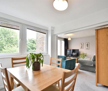 3 bedroom apartment to rent - Photo 5