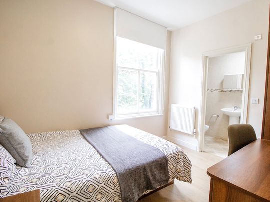 Apt 5A, 8 Springfield Mount - Photo 1