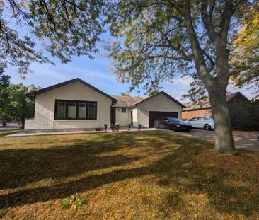 For Lease - 2 Tweedsmuir Court, Brampton, Ontario - Photo 1