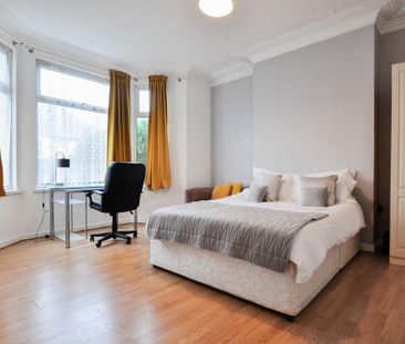 5 bedroom property to rent - Photo 4